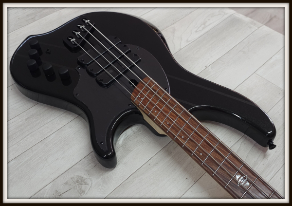 Preview: Dingwall JT3 John Taylor 4-String, Stealth Black, Signature